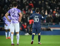 乐鱼体育-欧冠巴黎圣日耳曼vs巴塞罗那