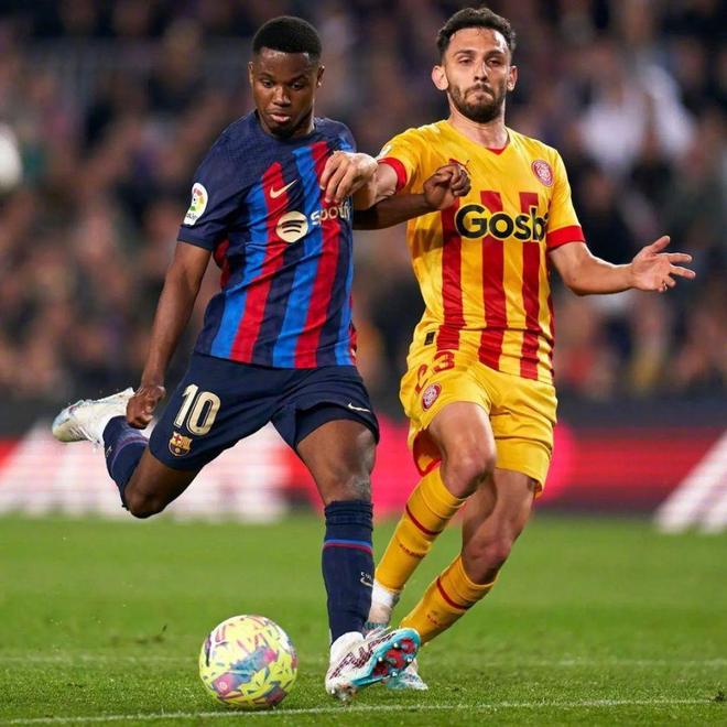 卫冕冠军惊险晋级 卫冕冠军惊险晋级